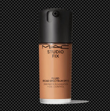 MAC MatchMaster NC20 foundation with SPF 15 for light skin tone