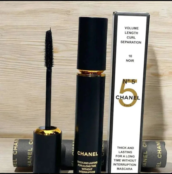 Chanel luxury mascara in golden shade for glamorous lash effect