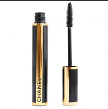 Chanel luxury mascara in golden shade for glamorous lash effect